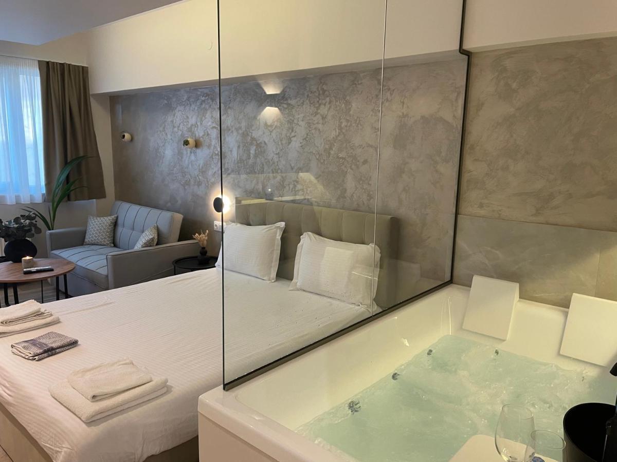 Jacuzzi Suite Ladadika Tesalónica Exterior foto